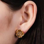 Cercei Floarea Inmiresmata cu safire albastre naturale, prindere clips