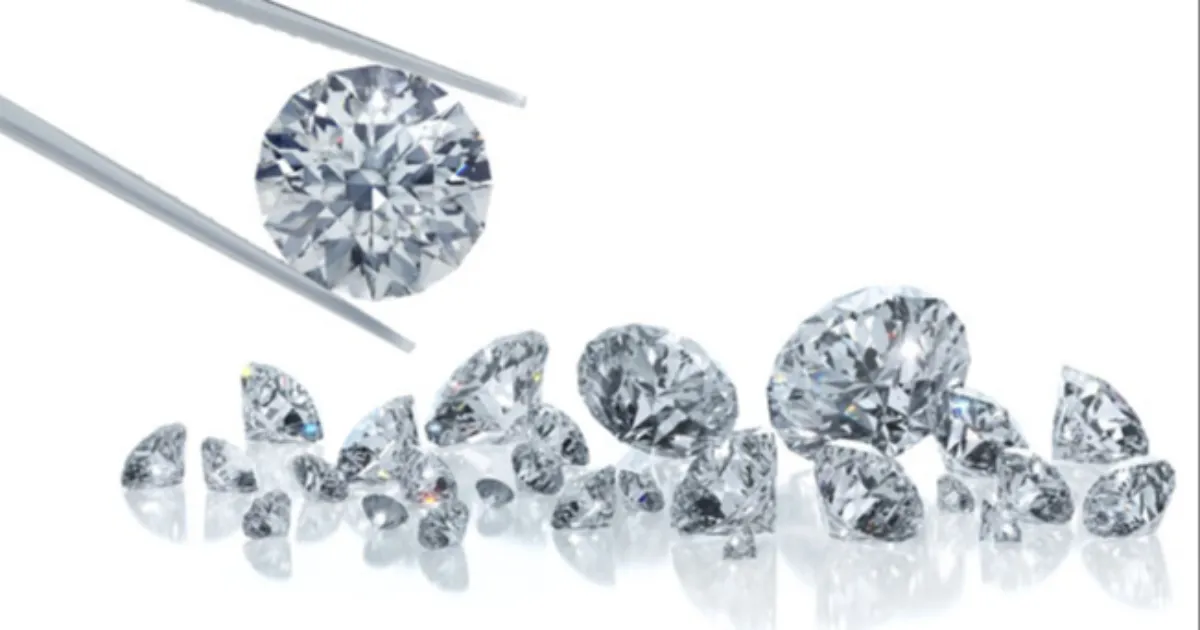 diamante naturale si diamante create in laborator, lab grown